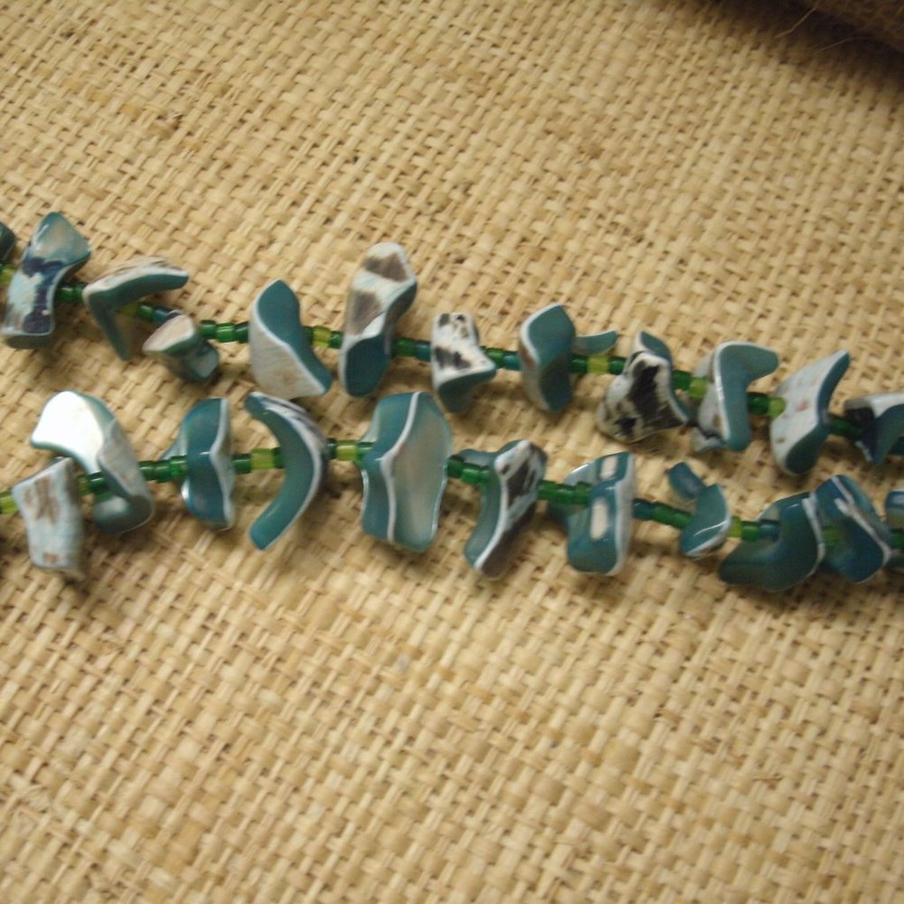 Handmade Blue Dyed Shell & Seed Bead Necklace - Picture 9 of 16